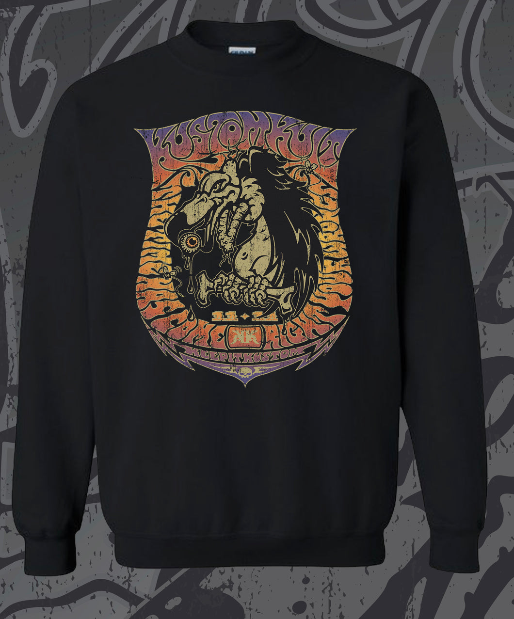 VULTURE VIBE ~ 70s SUNSET - Crew Neck - Black